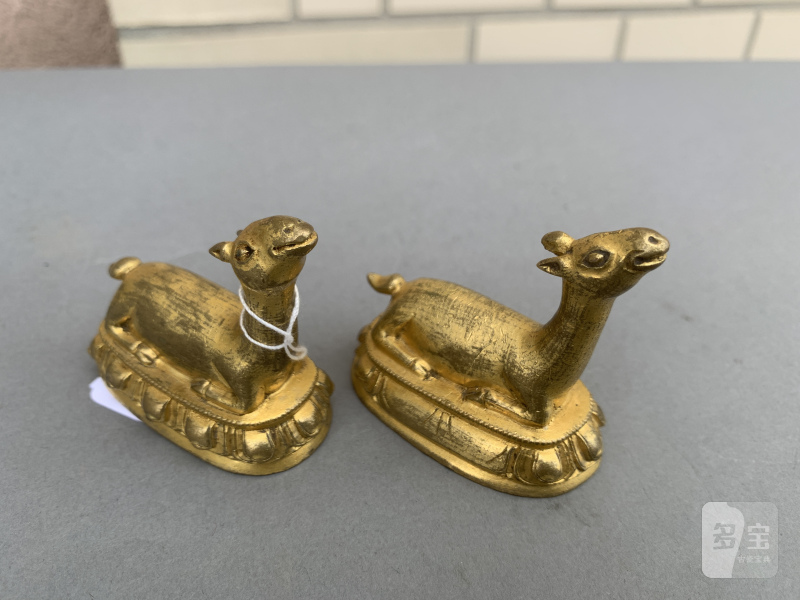 A PAIR OF GILT-BRONZE DEER - 图9